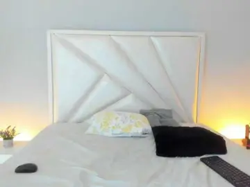 AriaaLove  live sex cam