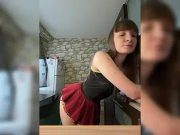 Bonny-Dee  live sex cam