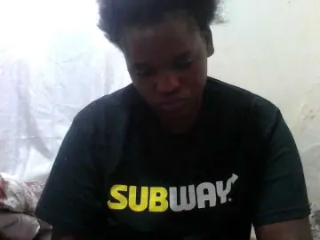 Hot-Perry  live sex cam