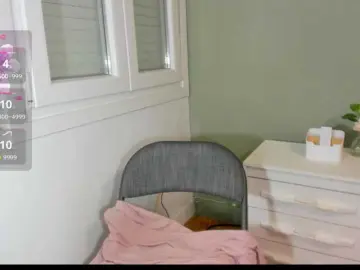 Iratii7  live sex cam