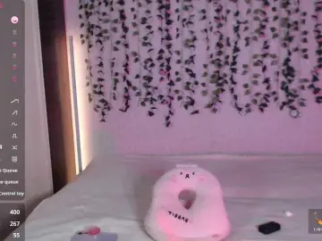 LessyLasska  live sex cam