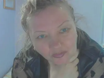 LucyAlexis  live sex cam