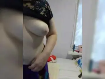 LucyAlexis  live sex cam