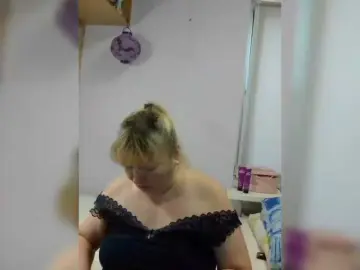 LucyAlexis  live sex cam