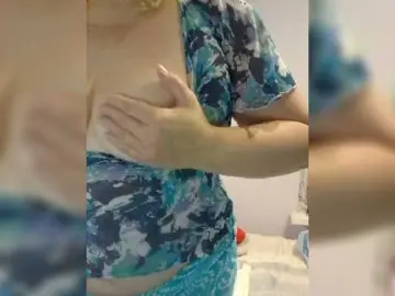 LucyAlexis  live sex cam