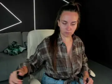 Melody-Sol  live sex cam
