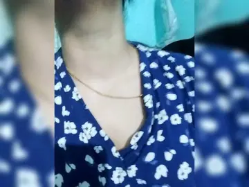 Rashni-777  live sex cam