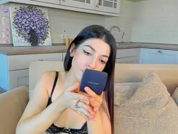 SweetyKissy  live sex cam