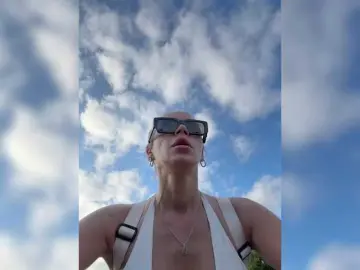 Meow-777  live sex cam