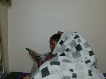 BootyDarkEbony  live sex cam