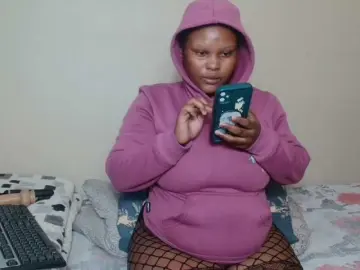 BootyDarkEbony  live sex cam