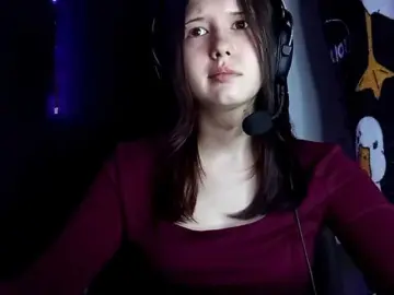 LucillaTienken  live sex cam