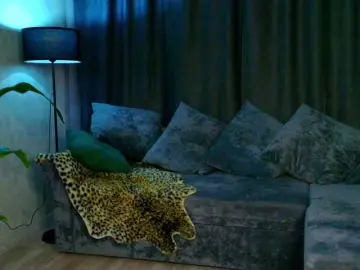 Shanita-moon  live sex cam