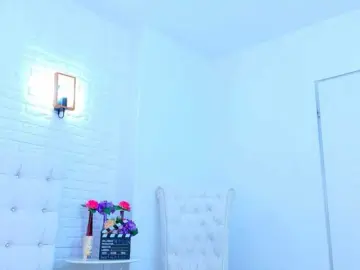Sim-one  live sex cam