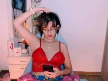 Maryline-w  live sex cam