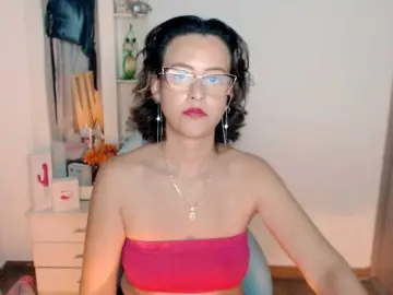 Maryline-w  live sex cam