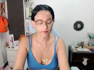 Maryline-w  live sex cam