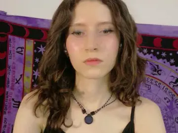 Mumu16  live sex cam