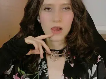 Mumu16  live sex cam