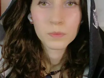 Mumu16  live sex cam