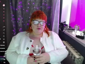 BigLesbians  live sex cam