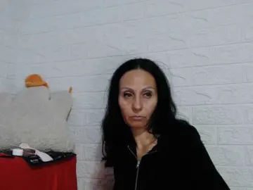 Brunetasexy1  live sex cam