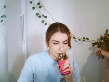 HotNina19  live sex cam