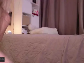 Karamelsw  live sex cam