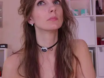 Karamelsw  live sex cam