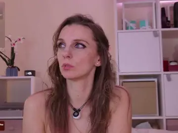 Karamelsw  live sex cam