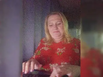 Kristina543210  live sex cam