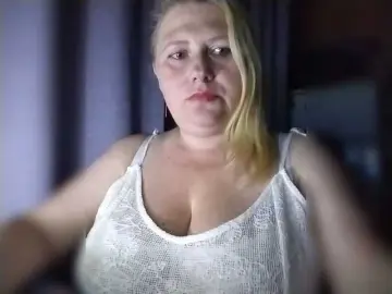 Kristina543210  live sex cam
