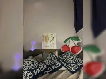 Sweet-Beauty  live sex cam