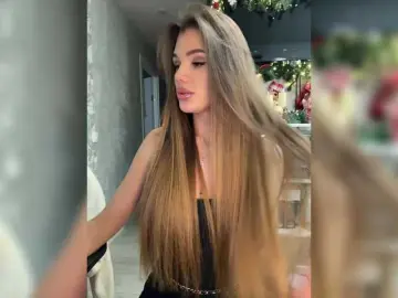 SweetyMia  live sex cam