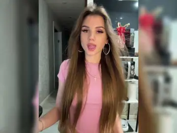 SweetyMia  live sex cam