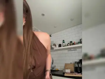 SweetyMia  live sex cam