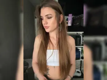 SweetyMia  live sex cam