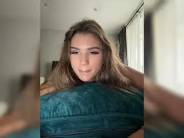 SweetyMia  live sex cam