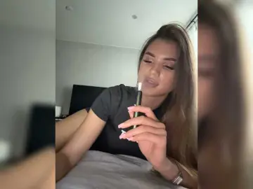 SweetyMia  live sex cam