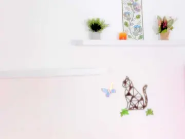 Barbarahills21  live sex cam