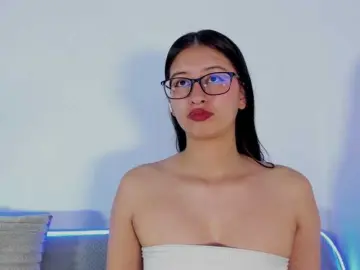 Katnislove  live sex cam