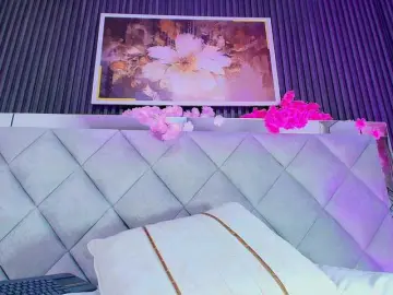 Sara-Channel  live sex cam