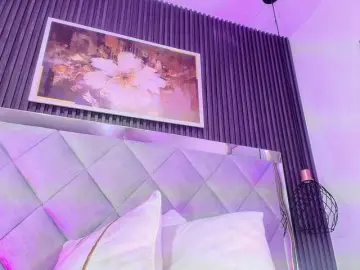 Sara-Channel  live sex cam