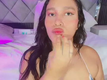 Sara-Channel  live sex cam