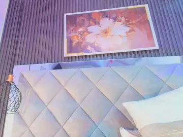 Sara-Channel  live sex cam