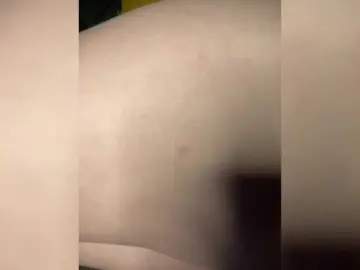 SweetLoveKiss  live sex cam