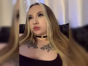 -Bombshell-  live sex cam