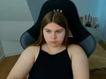 AbbyMint  live sex cam