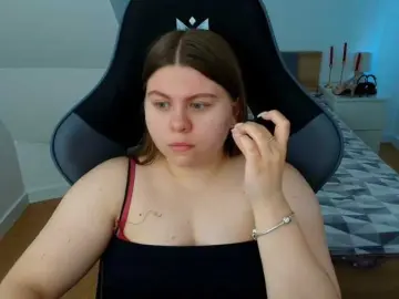 AbbyMint  live sex cam