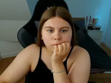 AbbyMint  live sex cam